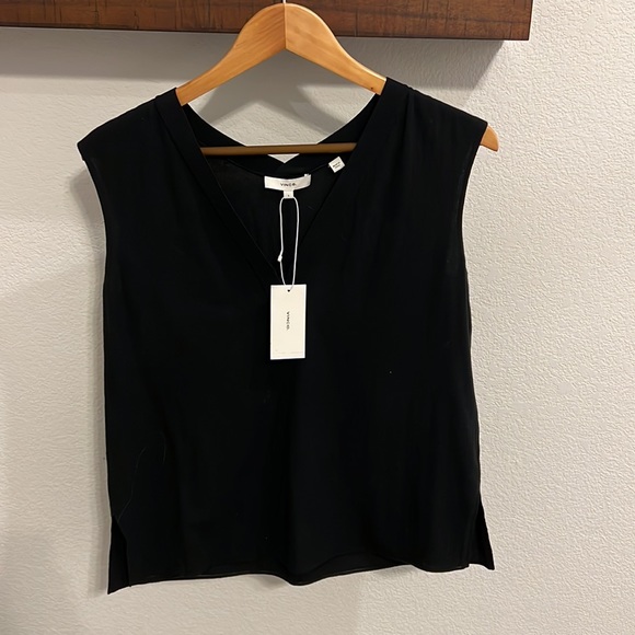 3 VINCE Rib Trim Double V-Neck Shell - Picture 7 of 13